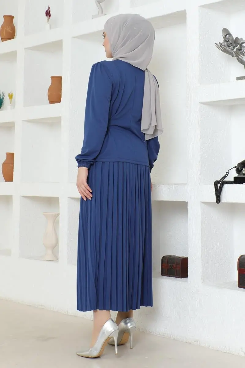 Pleated Suit With Waist Detail-detail