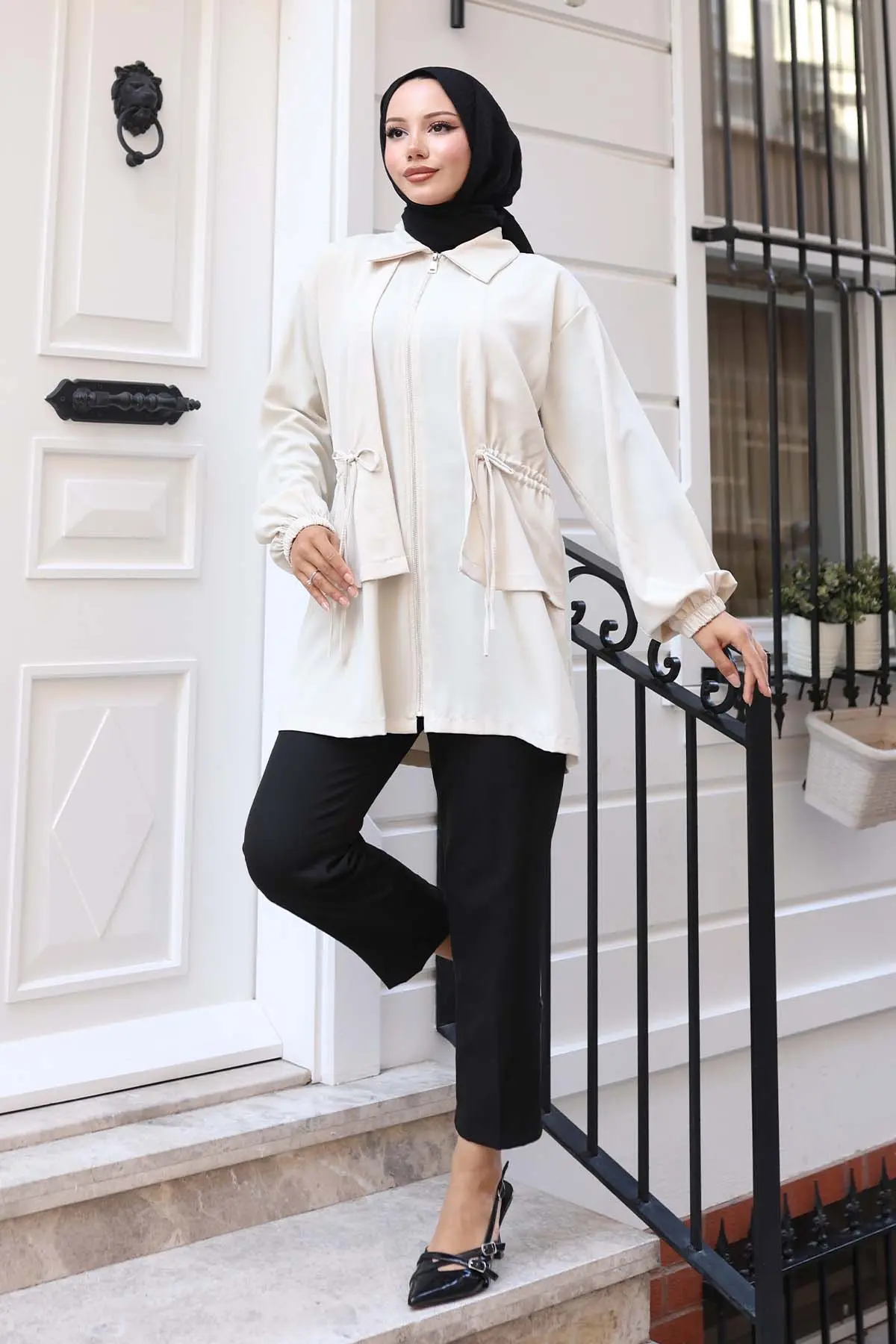 Waist Drawstring Zippered Short Coat-detail