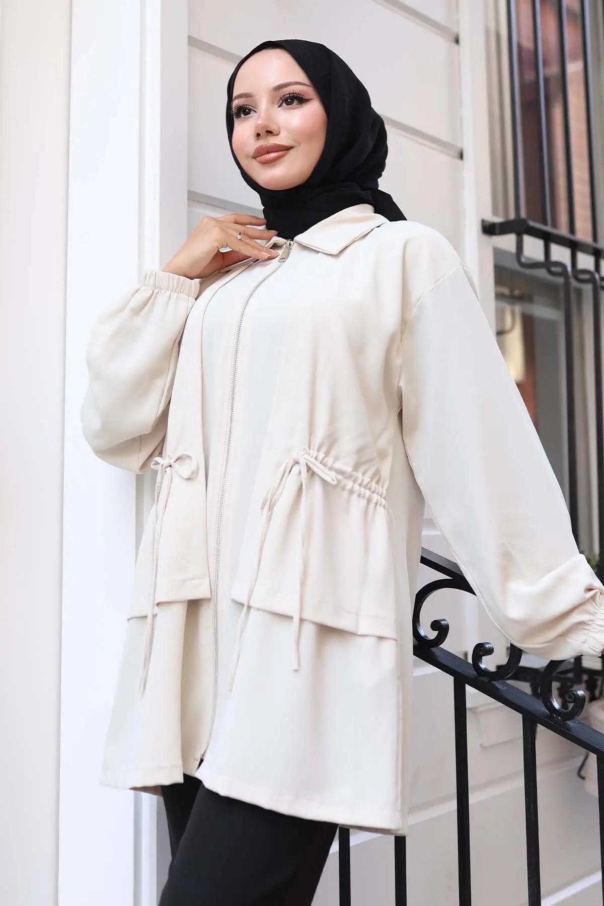 Waist Drawstring Zippered Short Coat-detail