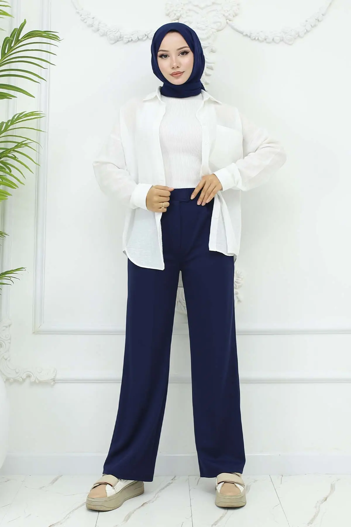 Wide Leg Palazzo Trousers-detail