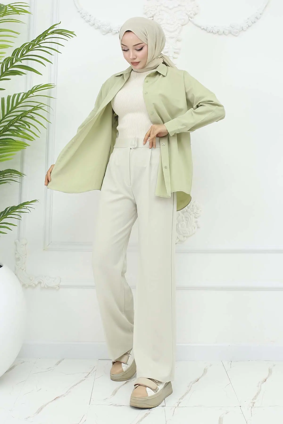 Wide Leg Palazzo Trousers-detail