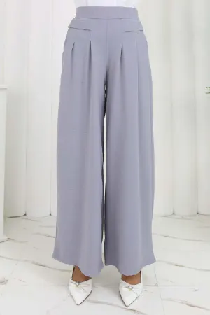 Wide Leg Pleated Trousers