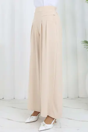 Wide Leg Pleated Trousers