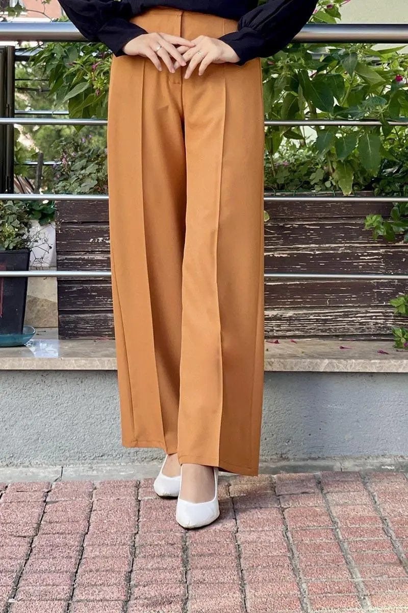 Wide Leg Trousers-detail