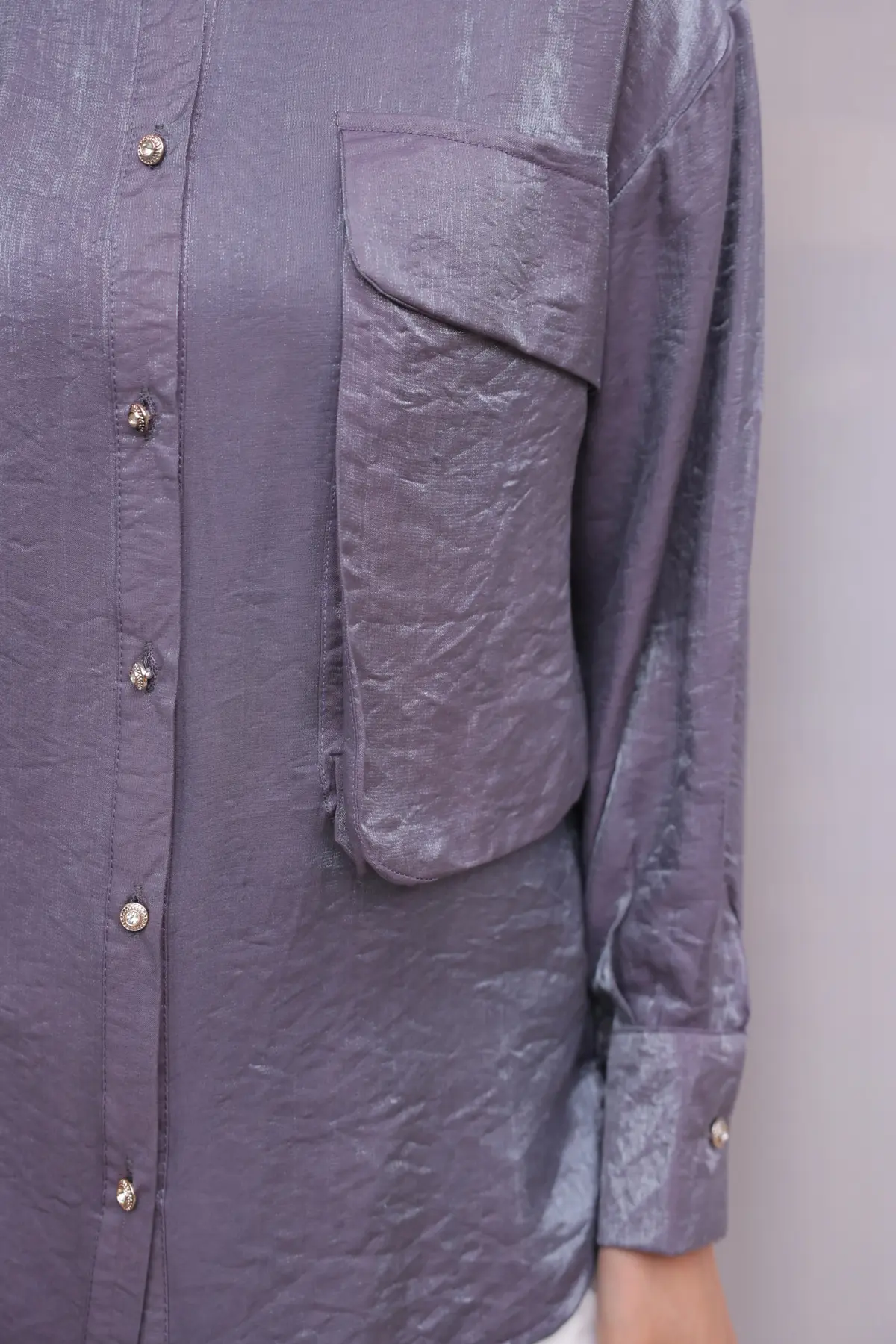Women's Big Pocket Detailed Shirt-detail