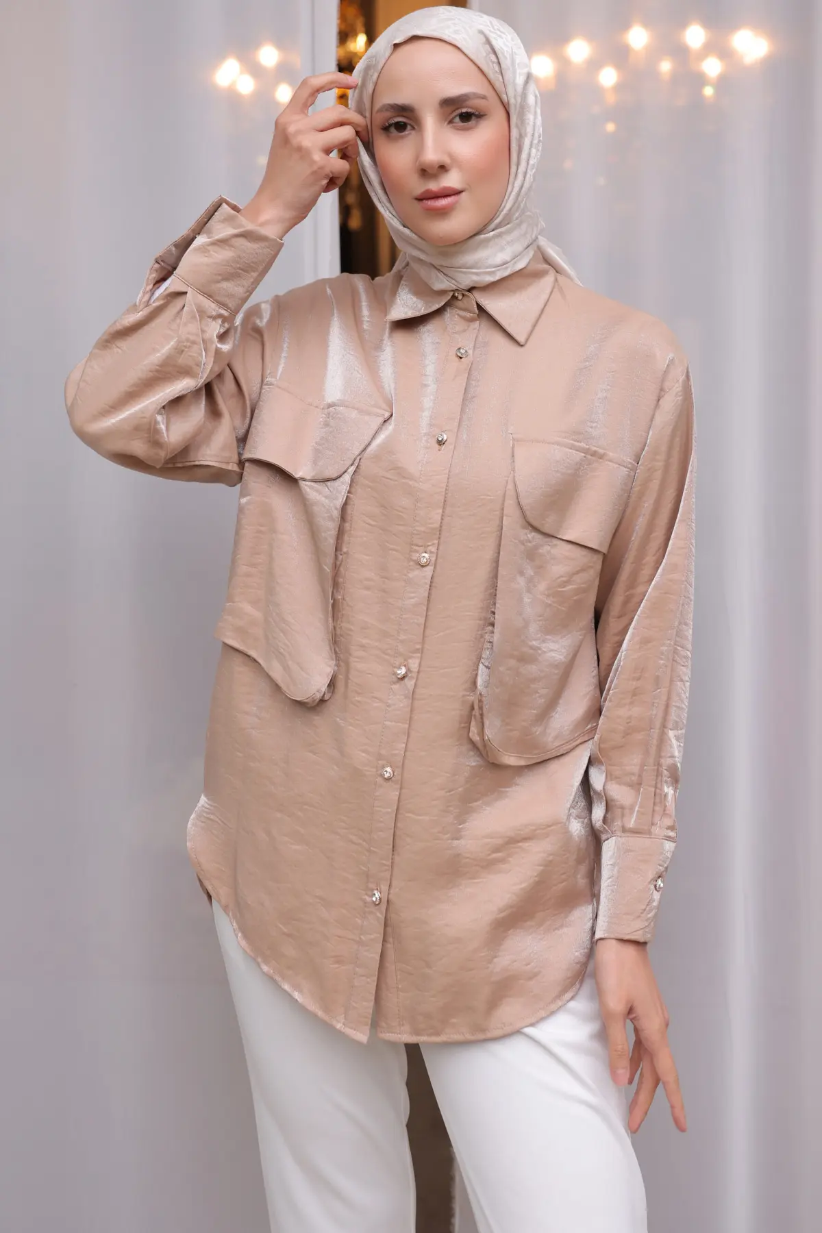 Women's Big Pocket Detailed Shirt-detail