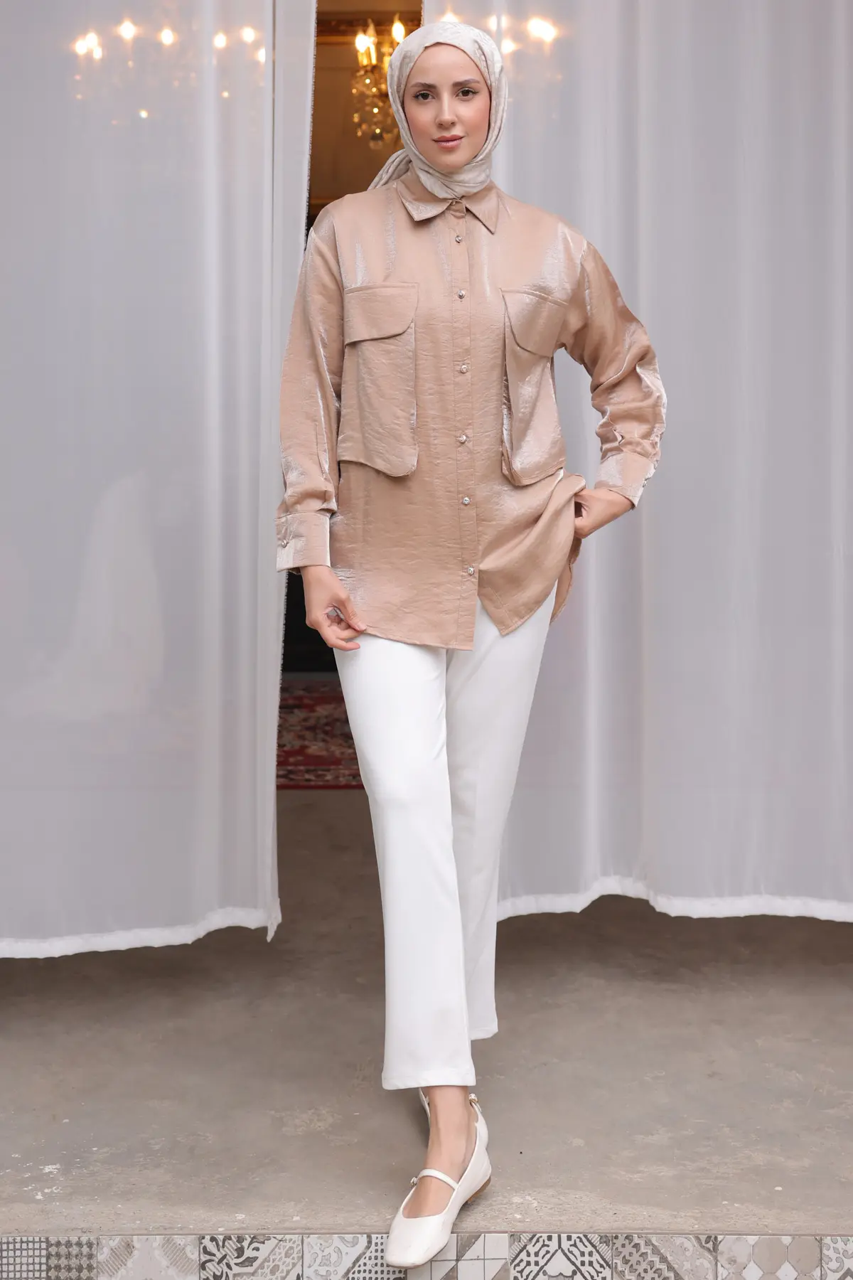 Women's Big Pocket Detailed Shirt-detail