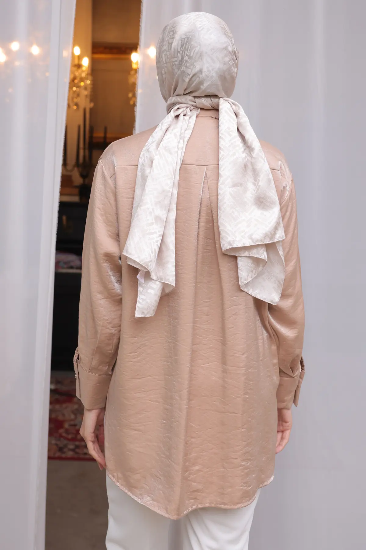 Women's Big Pocket Detailed Shirt-detail