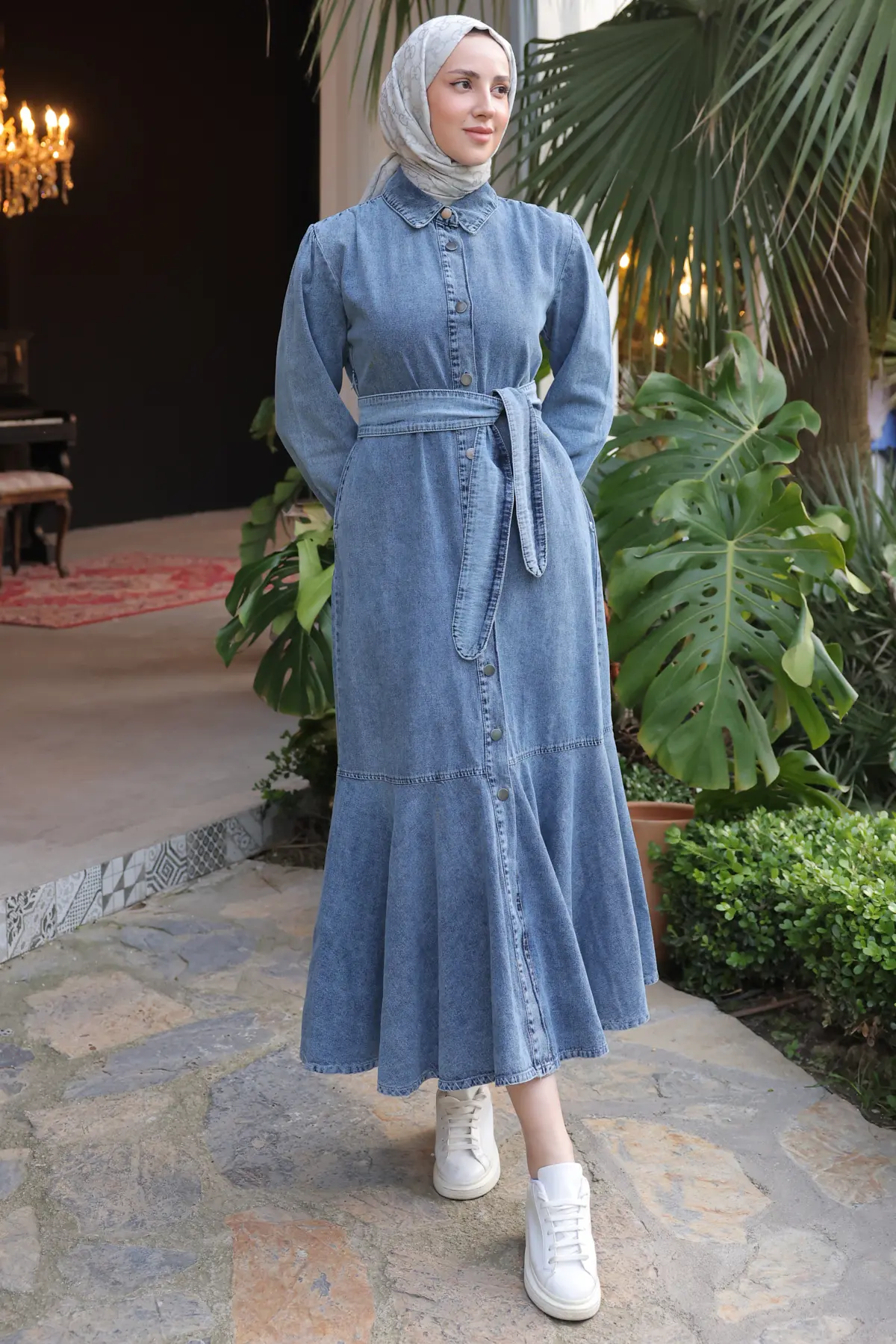 Women's Buttoned Hijab Denim Cap-detail