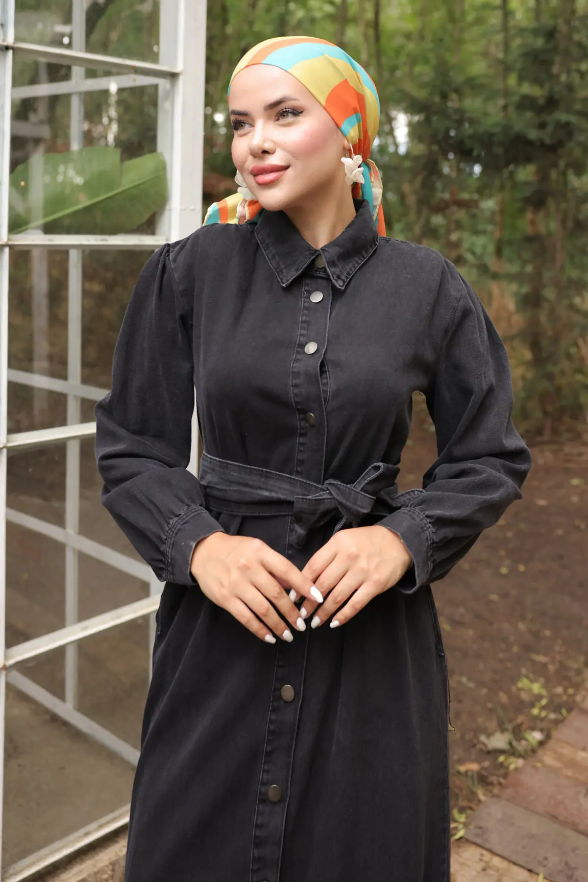 Women's Buttoned Hijab Denim Dress-detail
