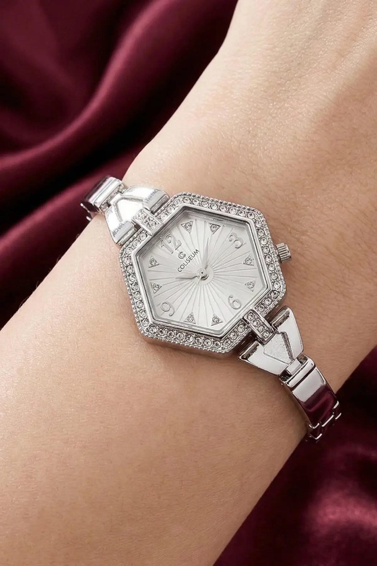 Women's Silver Watch-detail