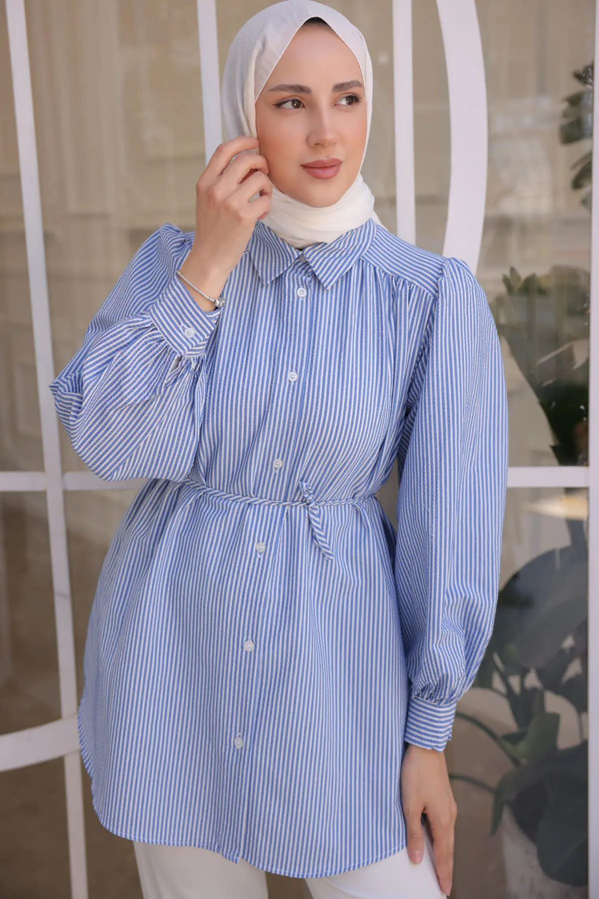 Women's Striped Shirt With Rope Detail On The Waist-detail