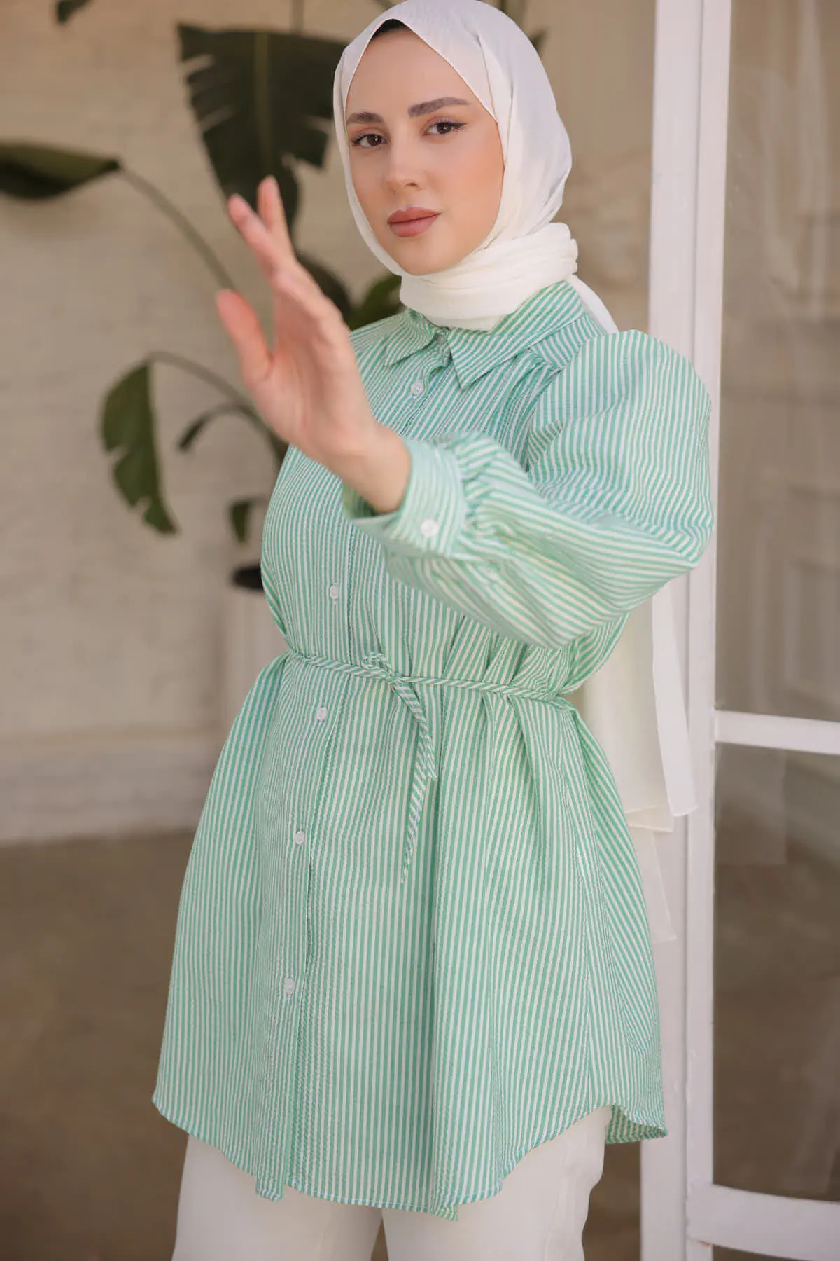 Women's Striped Shirt With Rope Detail On The Waist-detail