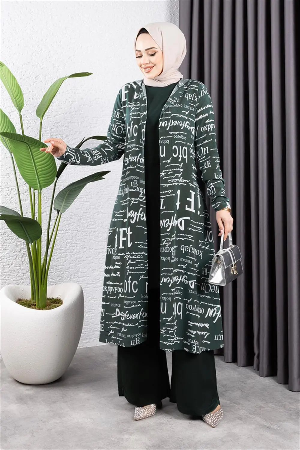 Written 3-piece Hijab Set-detail