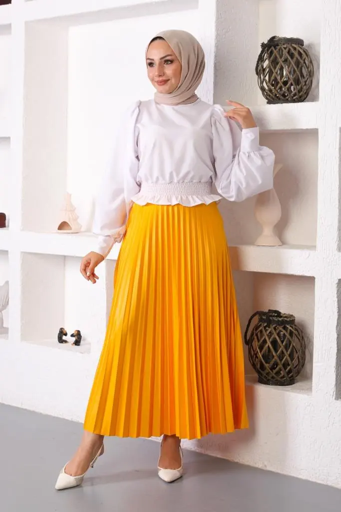 Yellow Hijab Pleated Skirt-detail