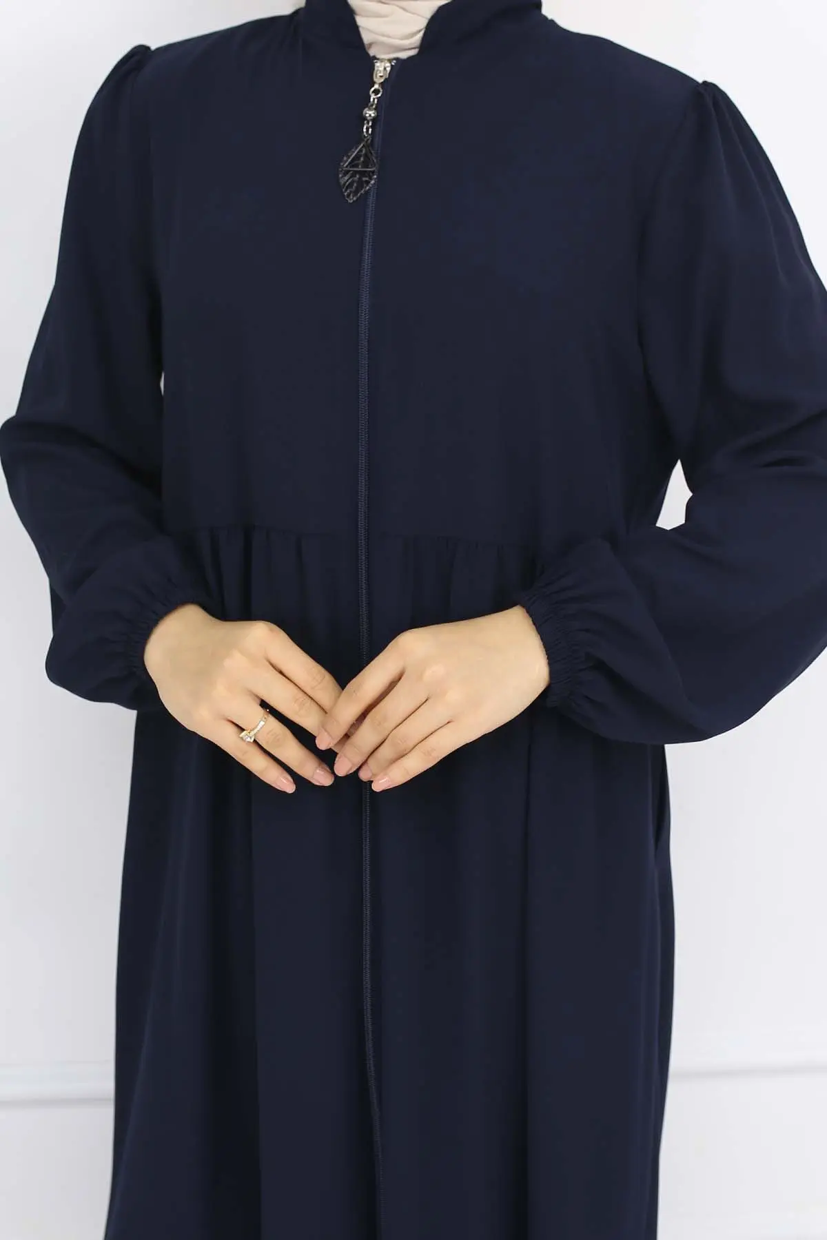Zippered Abaya With Gathered Detail-detail