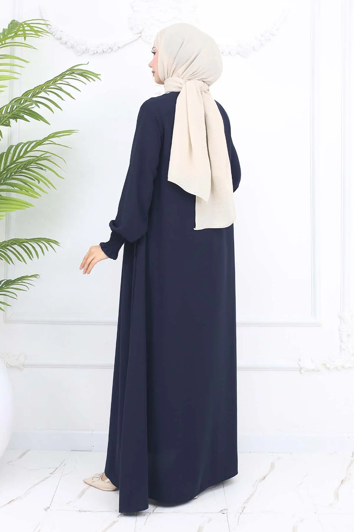 Zippered Abaya With Gipel Sleeves-detail