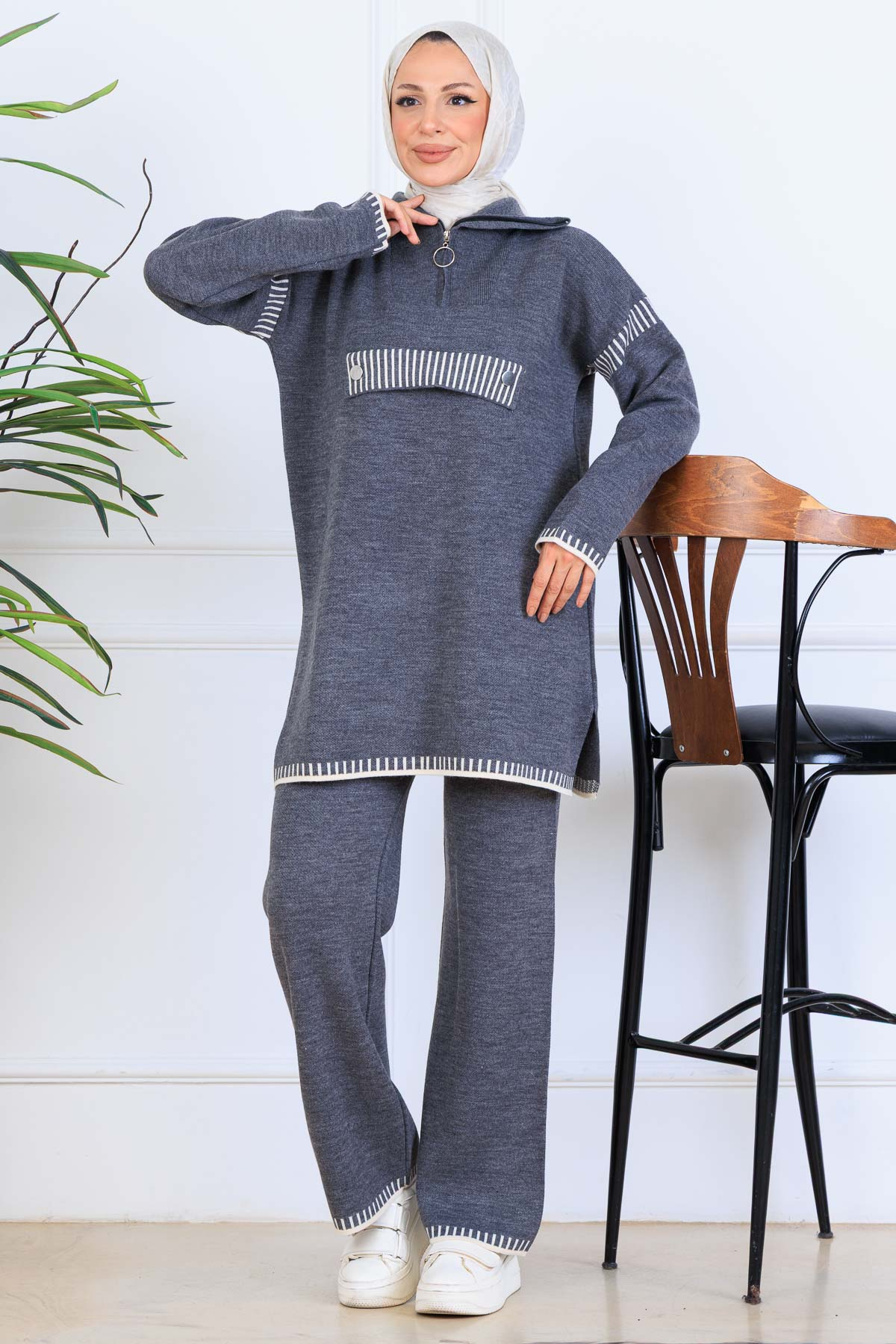 Zippered Collar Knitwear Suit