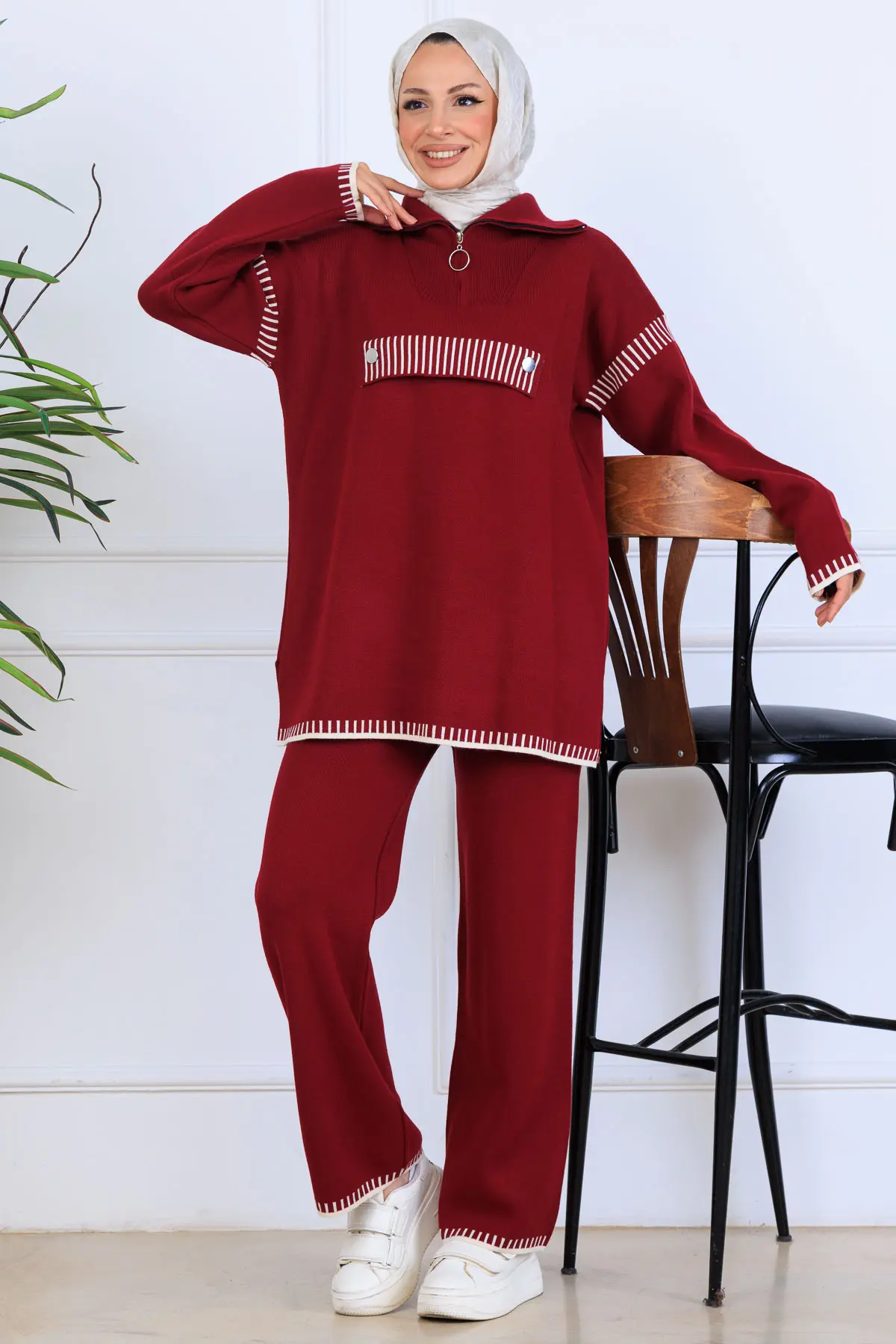 Zippered Collar Knitwear Suit