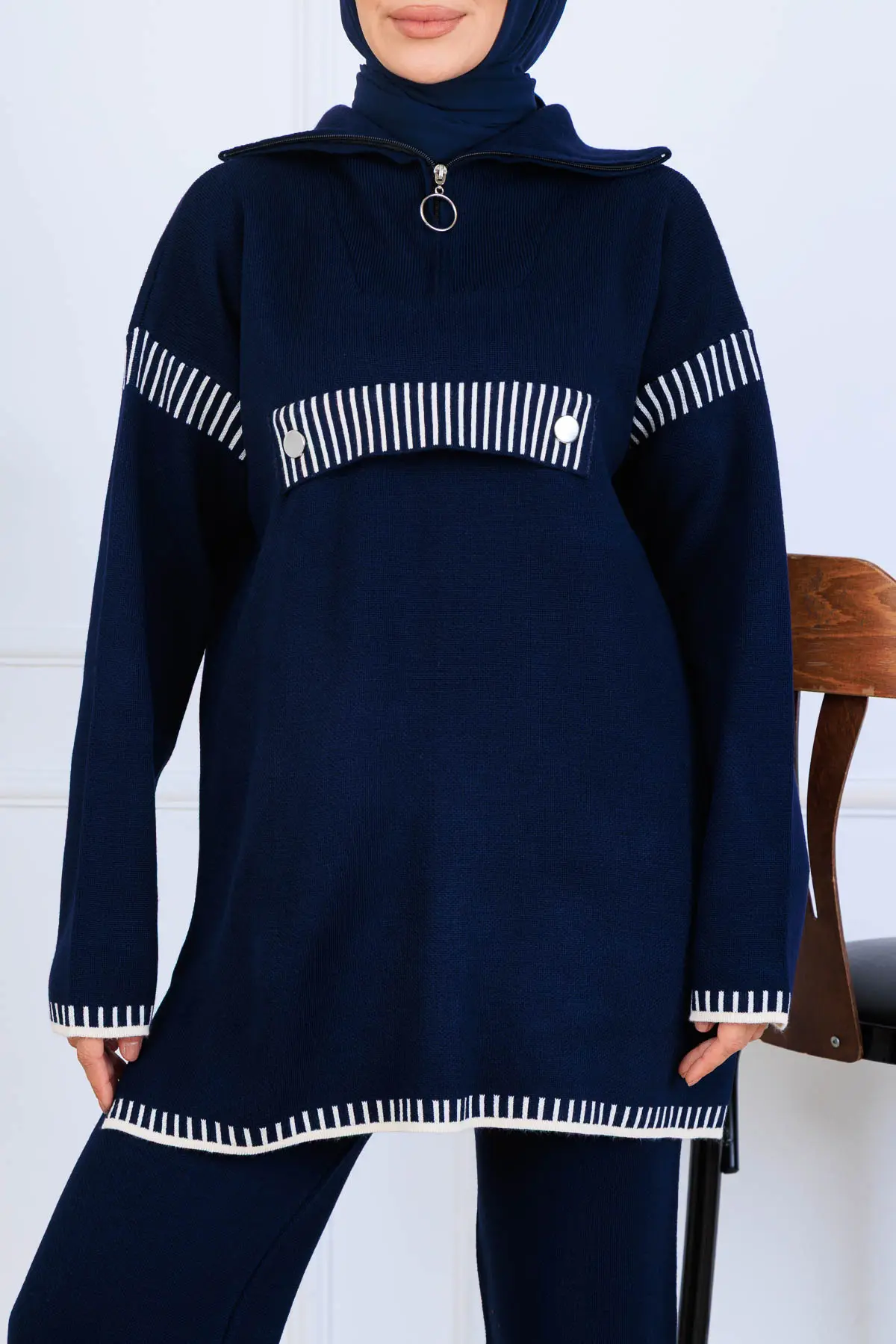 Zippered Collar Knitwear Suit-detail