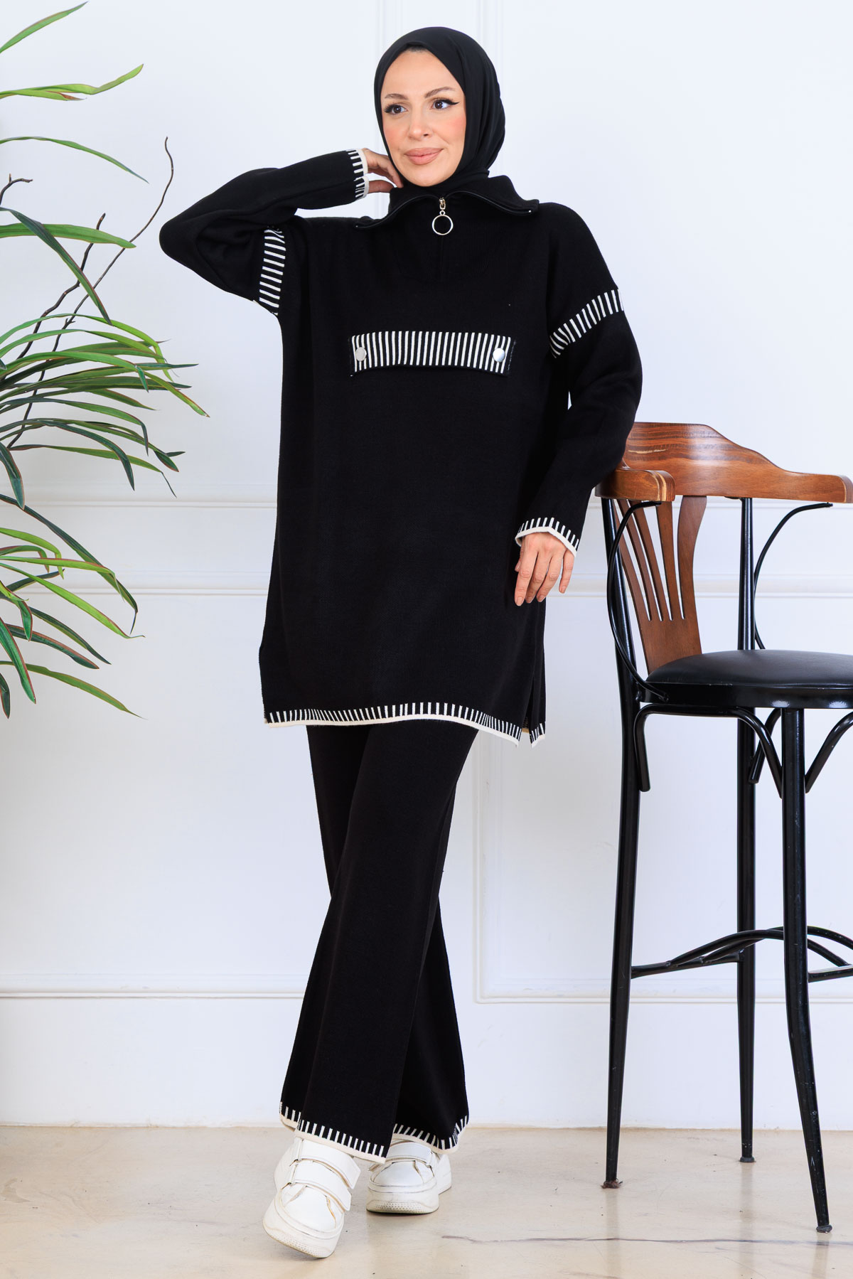 Zippered Collar Knitwear Suit