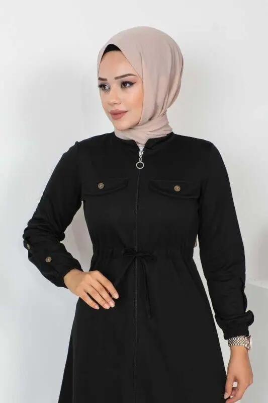 Zippered Sports Cape-detail